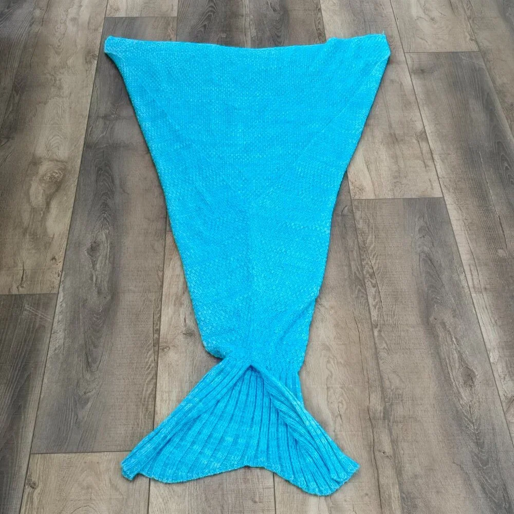 Mermaid Knitted Tail Blanket